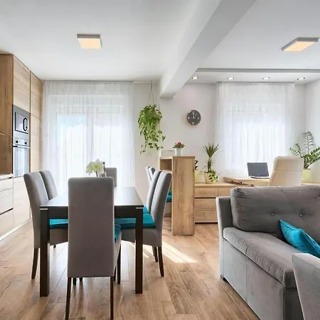 Bokan By Interhome * Pula