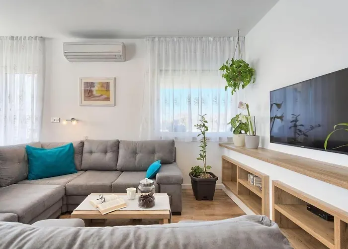 Bokan By Interhome * Πούλα
